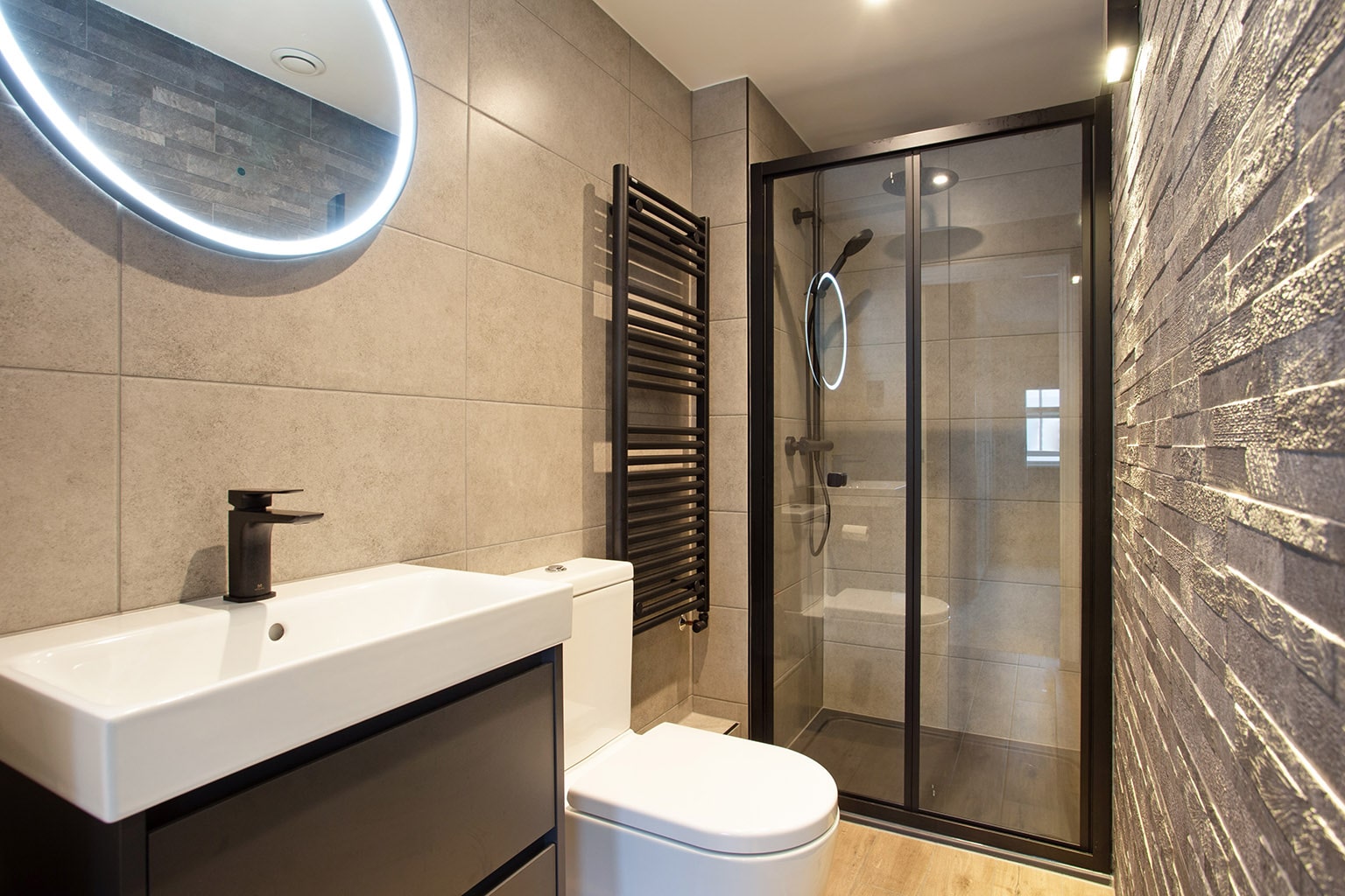 ensuite bathroom installer preston